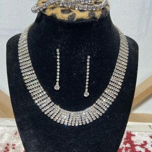 Rhinestone Bundle-Necklace, 3 Stretch Bracelets and Pierced Earrings